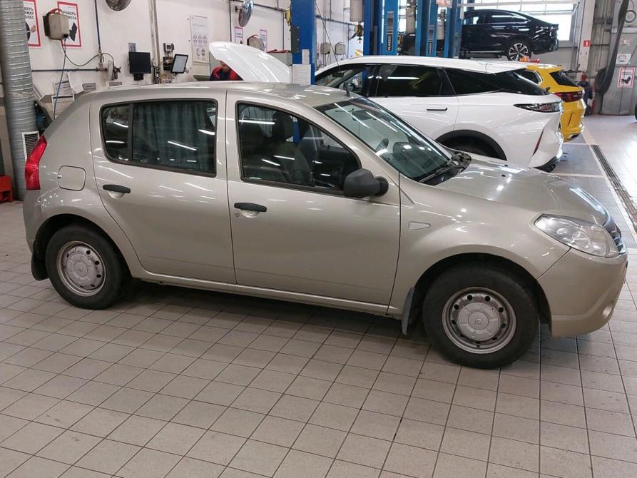 Renault Sandero I Москва  - изображение 16