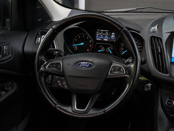 Ford Kuga II Рестайлинг с пробегом 2017 года, цена 1 650 000 рублей, 90000 км, внедорожник, Автокод Объявления