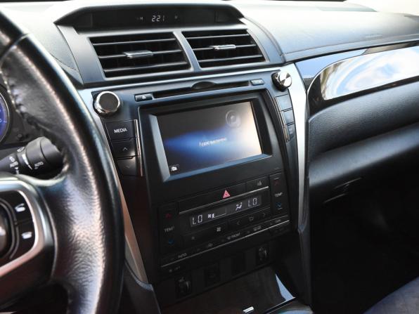 Toyota Camry VII (XV50) Рестайлинг с пробегом 2015 года, цена 1 899 000 рублей, 168800 км, седан, Автокод Объявления