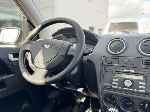 Ford Fusion I Рестайлинг с пробегом 2008 года, цена 375 000 рублей, 146000 км, хэтчбек, Автокод Объявления