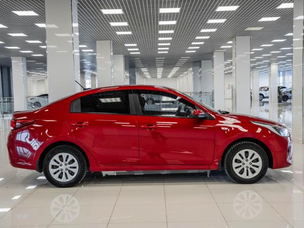 Kia Rio IV с пробегом 2018 года, цена 1 400 000 рублей, 83127 км, седан, Автокод Объявления