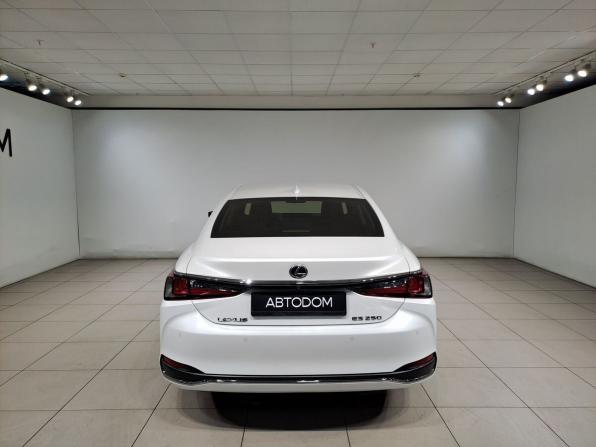 Lexus ES VII Рестайлинг с пробегом 2021 года, цена 4 990 000 рублей, 88000 км, седан, Автокод Объявления