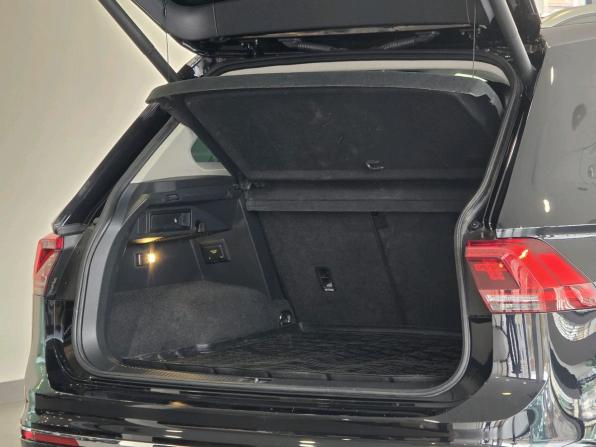 Volkswagen Tiguan II с пробегом 2020 года, цена 2 639 000 рублей, 218000 км, внедорожник, Автокод Объявления