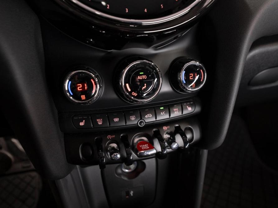 Mini Hatch III (F55/F56) Рестайлинг 2 Москва  - изображение 16