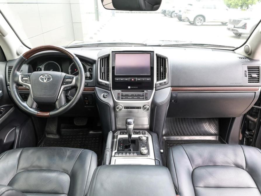 Toyota Land Cruiser 200 Series Рестайлинг 2 Москва  - изображение 15