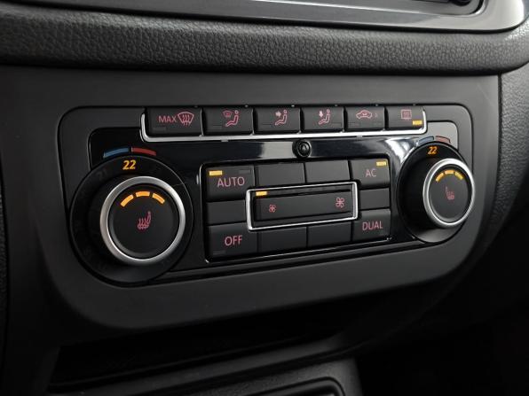 Volkswagen Tiguan I Рестайлинг с пробегом 2011 года, цена 1 059 000 рублей, 178458 км, внедорожник, Автокод Объявления