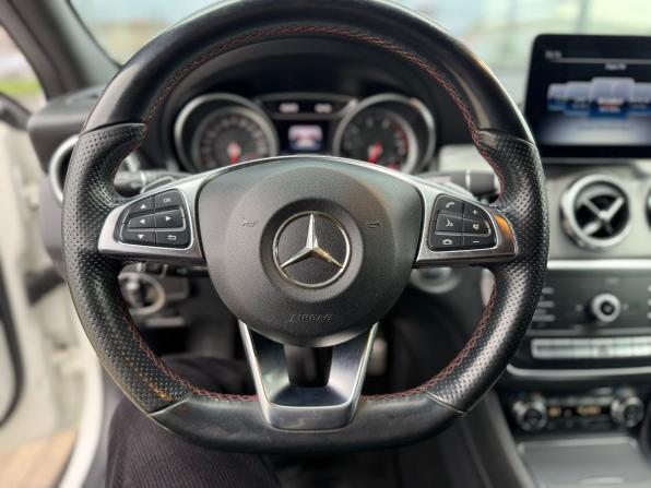 Mercedes-Benz GLA I (X156) Рестайлинг с пробегом 2018 года, цена 2 220 000 рублей, 183481 км, внедорожник, Автокод Объявления