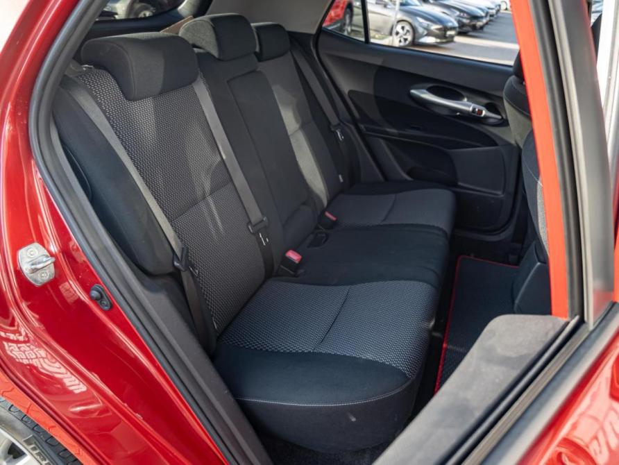 Toyota Auris I Краснодар  - изображение 9