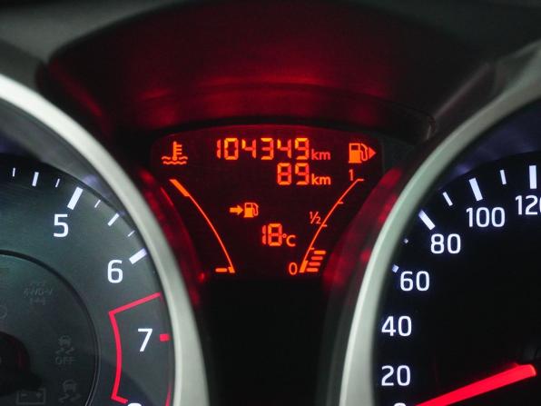 Nissan Juke I с пробегом 2014 года, цена 1 099 000 рублей, 104349 км, внедорожник, Автокод Объявления