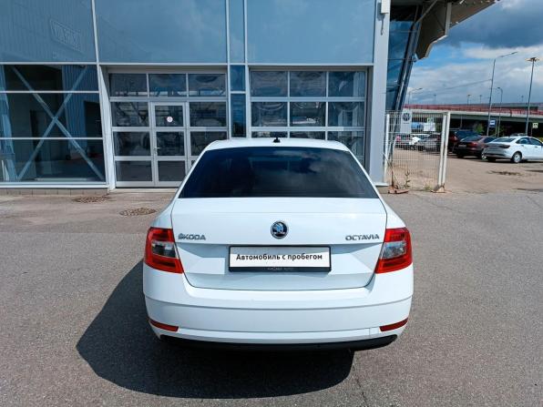 Skoda Octavia III (A7) Рестайлинг с пробегом 2020 года, цена 1 955 000 рублей, 76052 км, лифтбек, Автокод Объявления
