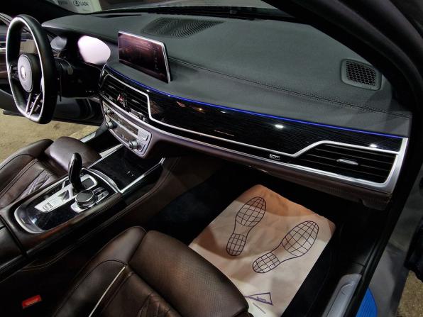 BMW 7 серии VI (G11/G12) Рестайлинг с пробегом 2019 года, цена 5 600 000 рублей, 98399 км, седан, Автокод Объявления