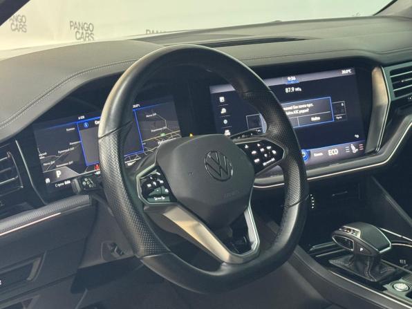 Volkswagen Touareg III с пробегом 2022 года, цена 7 400 000 рублей, 104157 км, внедорожник, Автокод Объявления