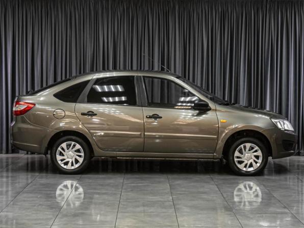 Lada (ВАЗ) Granta I с пробегом 2017 года, цена 624 000 рублей, 101216 км, лифтбек, Автокод Объявления