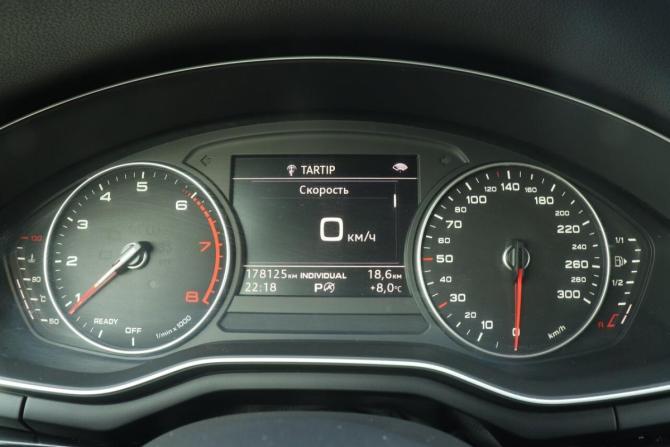 Audi A4 V (B9) с пробегом 2016 года, цена 2 423 000 рублей, 178000 км, седан, Автокод Объявления