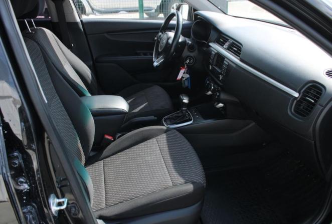 Kia Rio III Рестайлинг с пробегом 2017 года, цена 1 270 000 рублей, 159639 км, хэтчбек, Автокод Объявления