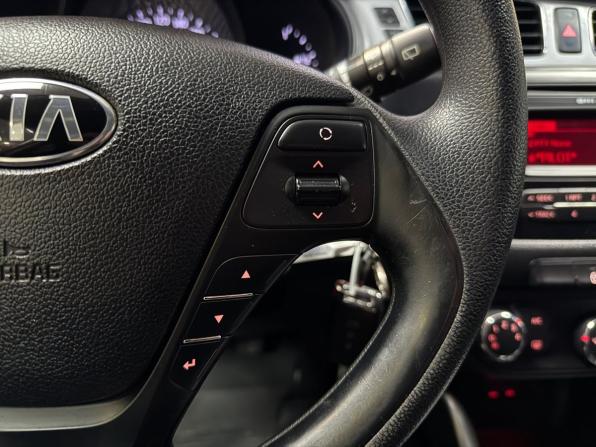 Kia Ceed II с пробегом 2013 года, цена 910 000 рублей, 150461 км, хэтчбек, Автокод Объявления