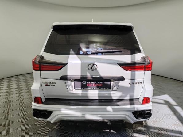 Lexus LX III Рестайлинг 2 с пробегом 2017 года, цена 8 000 000 рублей, 65282 км, внедорожник, Автокод Объявления