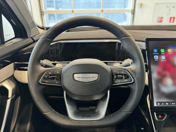 Geely Atlas II с пробегом 2024 года, цена 3 149 000 рублей, 18454 км, внедорожник, Автокод Объявления