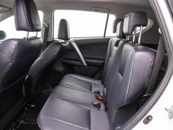Toyota RAV4 IV (XA40) Рестайлинг с пробегом 2017 года, цена 2 295 000 рублей, 166663 км, внедорожник, Автокод Объявления