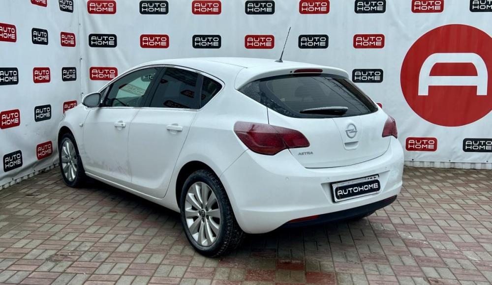 Opel Astra J Санкт-Петербург  - изображение 6