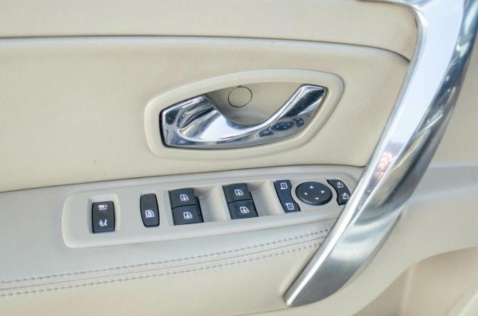 Renault Latitude I с пробегом 2013 года, цена 940 000 рублей, 200000 км, седан, Автокод Объявления