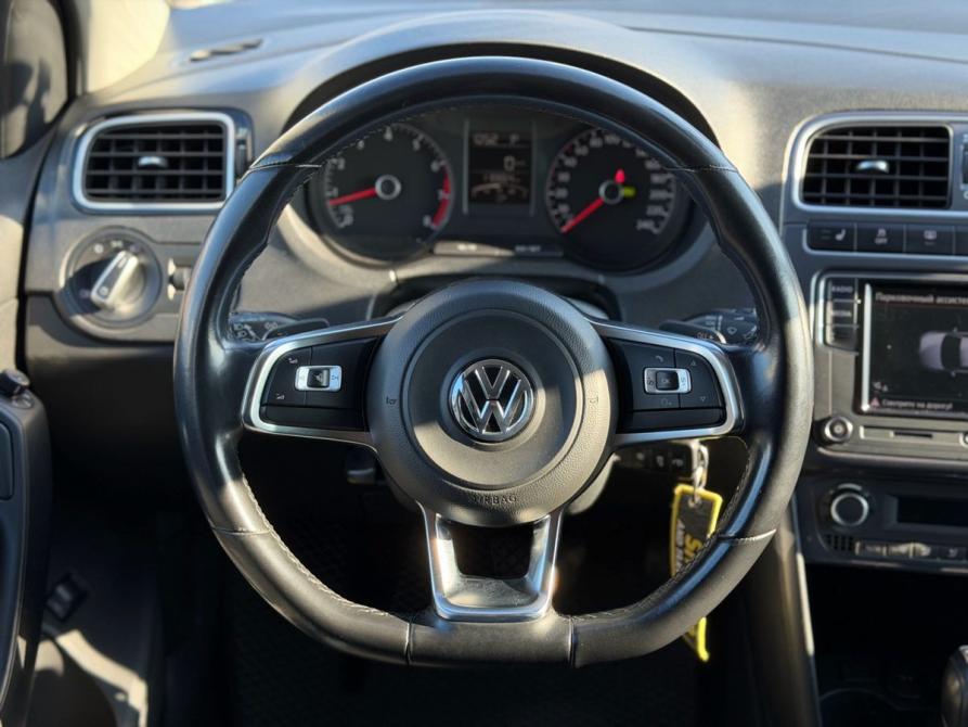 Volkswagen Polo V Рестайлинг Казань  - изображение 16