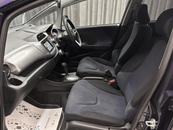 Honda Fit II с пробегом 2009 года, цена 599 000 рублей, 281000 км, хэтчбек, Автокод Объявления