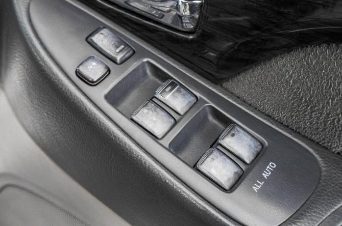 Toyota Alphard I Рестайлинг с пробегом 2008 года, цена 1 609 000 рублей, 210000 км, минивэн, Автокод Объявления