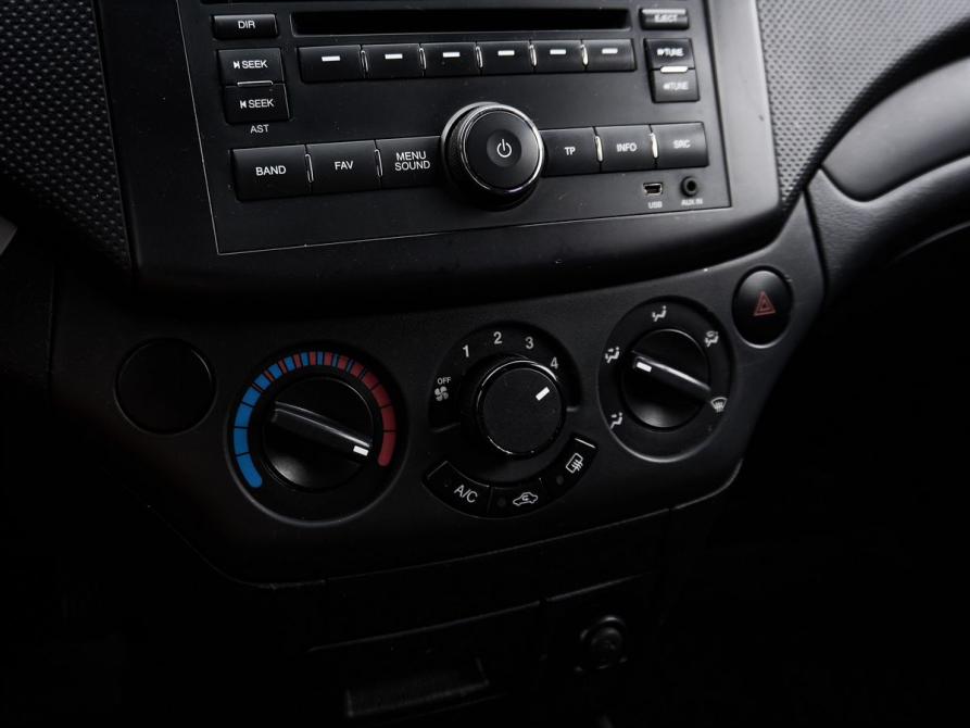 Chevrolet Aveo I Рестайлинг Казань  - изображение 11