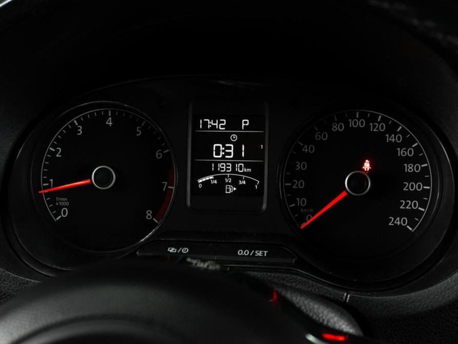 Volkswagen Polo V Рестайлинг Тюмень  - изображение 14