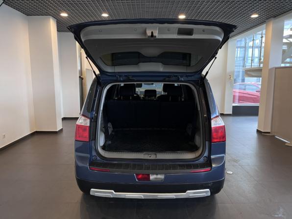 Chevrolet Orlando I с пробегом 2014 года, цена 1 040 000 рублей, 183676 км, компактвэн, Автокод Объявления