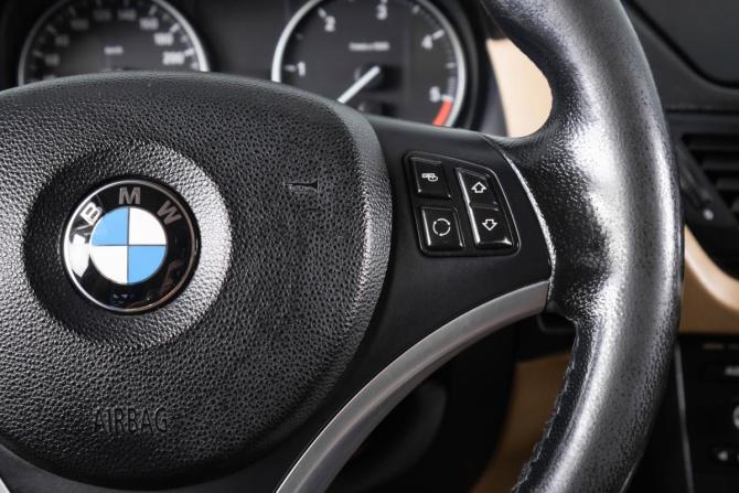 BMW X1 I (E84) с пробегом 2011 года, цена 1 399 000 рублей, 296000 км, внедорожник, Автокод Объявления