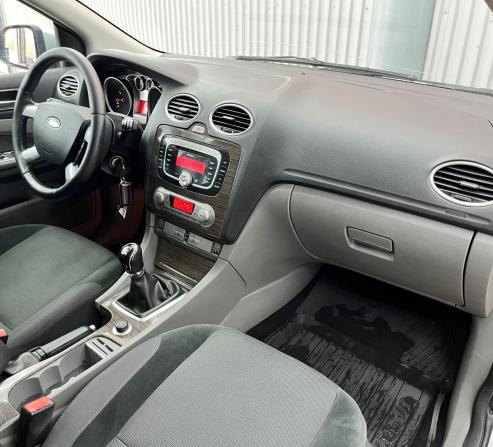 Ford Focus II Рестайлинг с пробегом 2008 года, цена 550 000 рублей, 316020 км, седан, Автокод Объявления