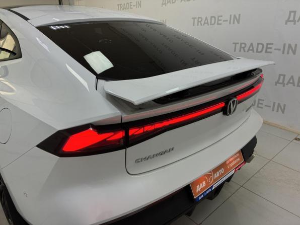 Changan UNI-V I с пробегом 2024 года, цена 2 350 000 рублей, 10000 км, лифтбек, Автокод Объявления