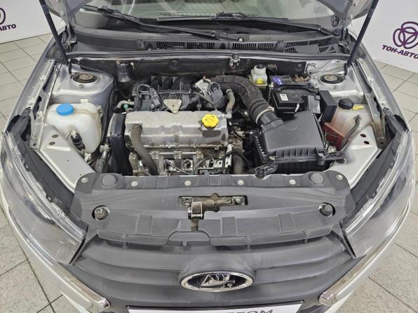 Lada (ВАЗ) Granta I Рестайлинг с пробегом 2022 года, цена 681 000 рублей, 75064 км, хэтчбек, Автокод Объявления