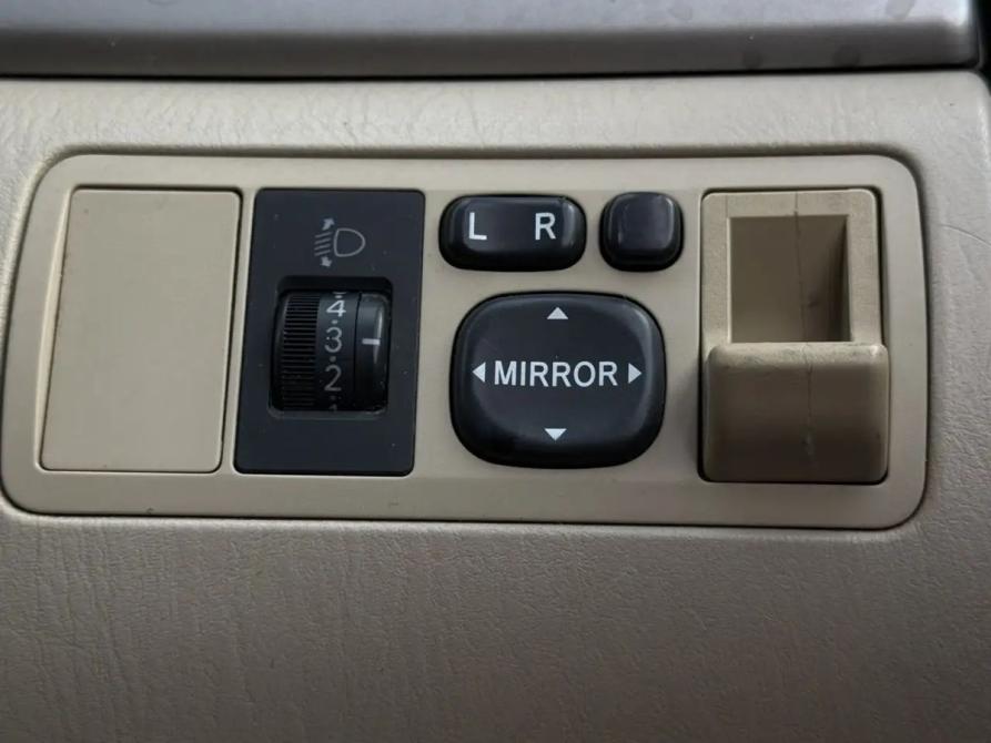 Toyota Corolla IX (E120 E130) Рестайлинг Новосибирск  - изображение 17