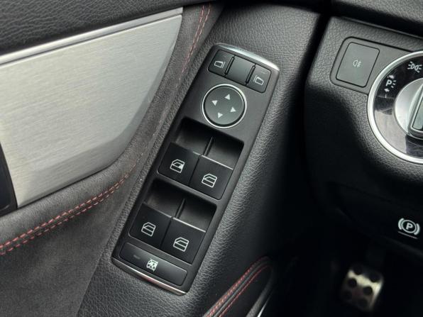 Mercedes-Benz C-Класс III (W204) Рестайлинг с пробегом 2013 года, цена 1 599 000 рублей, 237111 км, седан, Автокод Объявления