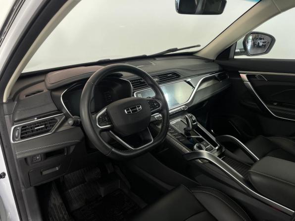 Geely Atlas Pro с пробегом 2024 года, цена 2 150 000 рублей, 38900 км, внедорожник, Автокод Объявления
