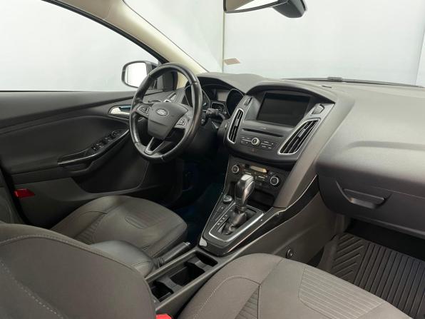 Ford Focus III Рестайлинг с пробегом 2018 года, цена 1 086 000 рублей, 105725 км, седан, Автокод Объявления