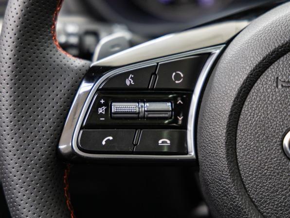 Kia Optima IV Рестайлинг с пробегом 2018 года, цена 1 918 000 рублей, 161489 км, седан, Автокод Объявления