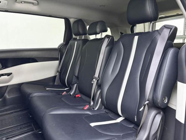 Kia Carnival IV с пробегом 2022 года, цена 4 199 000 рублей, 41229 км, минивэн, Автокод Объявления