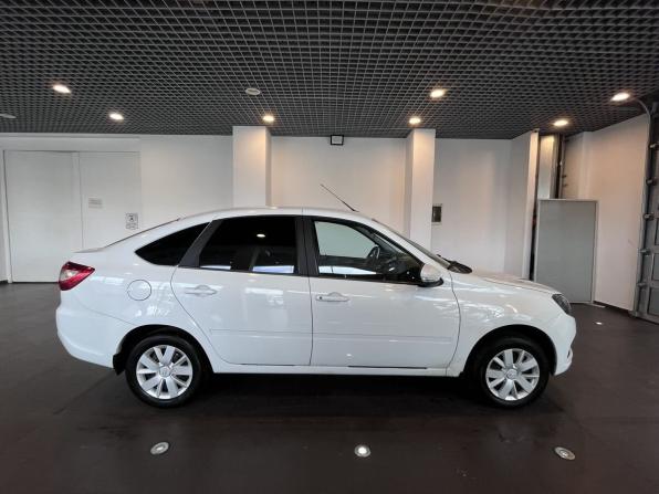 Lada (ВАЗ) Granta I Рестайлинг с пробегом 2023 года, цена 1 000 000 рублей, 8685 км, лифтбек, Автокод Объявления