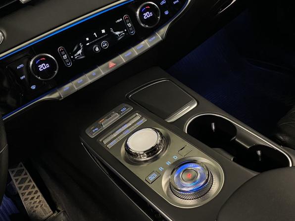 Genesis GV70 I с пробегом 2022 года, цена 4 170 000 рублей, 130271 км, внедорожник, Автокод Объявления