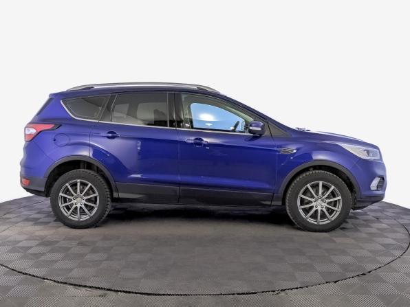Ford Kuga II Рестайлинг с пробегом 2018 года, цена 1 410 000 рублей, 180670 км, внедорожник, Автокод Объявления
