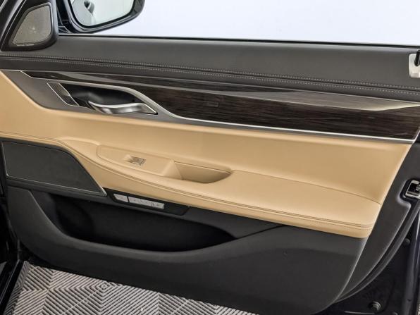 BMW 7 серии VI (G11/G12) с пробегом 2016 года, цена 2 900 000 рублей, 116576 км, седан, Автокод Объявления