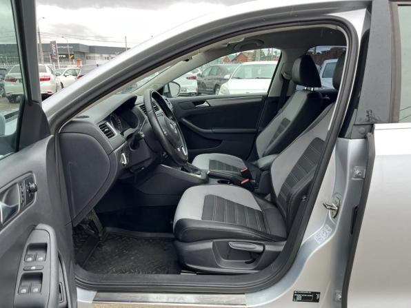 Volkswagen Jetta VI с пробегом 2012 года, цена 930 000 рублей, 175312 км, седан, Автокод Объявления