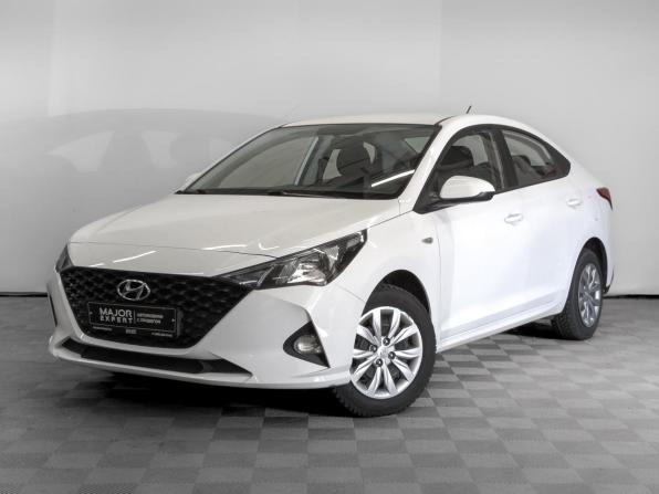 Hyundai Solaris II Рестайлинг с пробегом 2022 года, цена 1 615 000 рублей, 85069 км, седан, Автокод Объявления