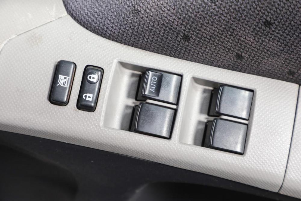 Toyota Vitz II (XP90) Новосибирск  - изображение 15