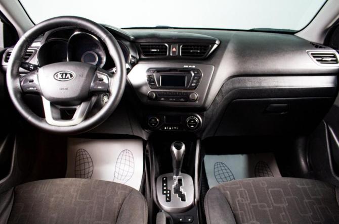 Kia Rio III с пробегом 2012 года, цена 899 000 рублей, 238500 км, седан, Автокод Объявления