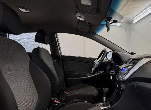 Hyundai Solaris I с пробегом 2013 года, цена 835 000 рублей, 172673 км, седан, Автокод Объявления